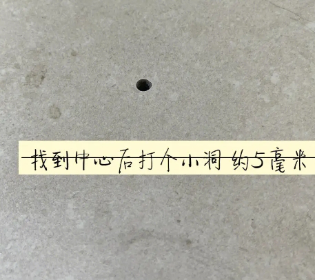 海港瓷砖空鼓维修公司专业解答在瓷砖铺贴过程中，如果砂料搅拌不均匀，将会带来以下问题